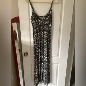 Black and White Floral Maxi sun dress size L